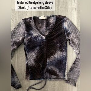 Textured tie-dye long sleeve